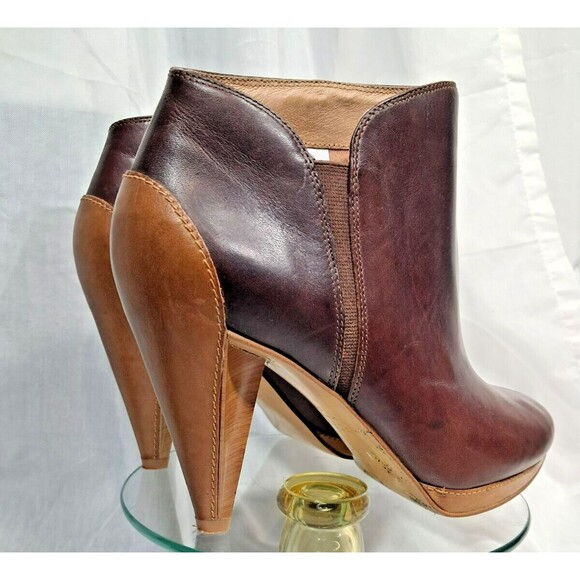 Fossil Brown Tan Two Tone Leather Cone Heel Ankle Booties Women’s Size 8.5 - Picture 3 of 15